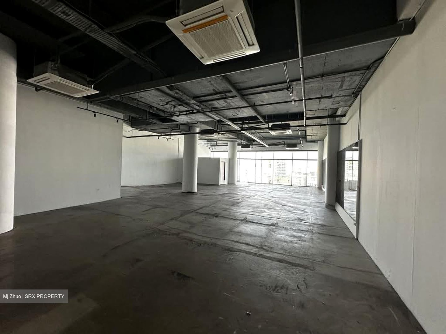 Breadtalk (D19), Warehouse #554077471
